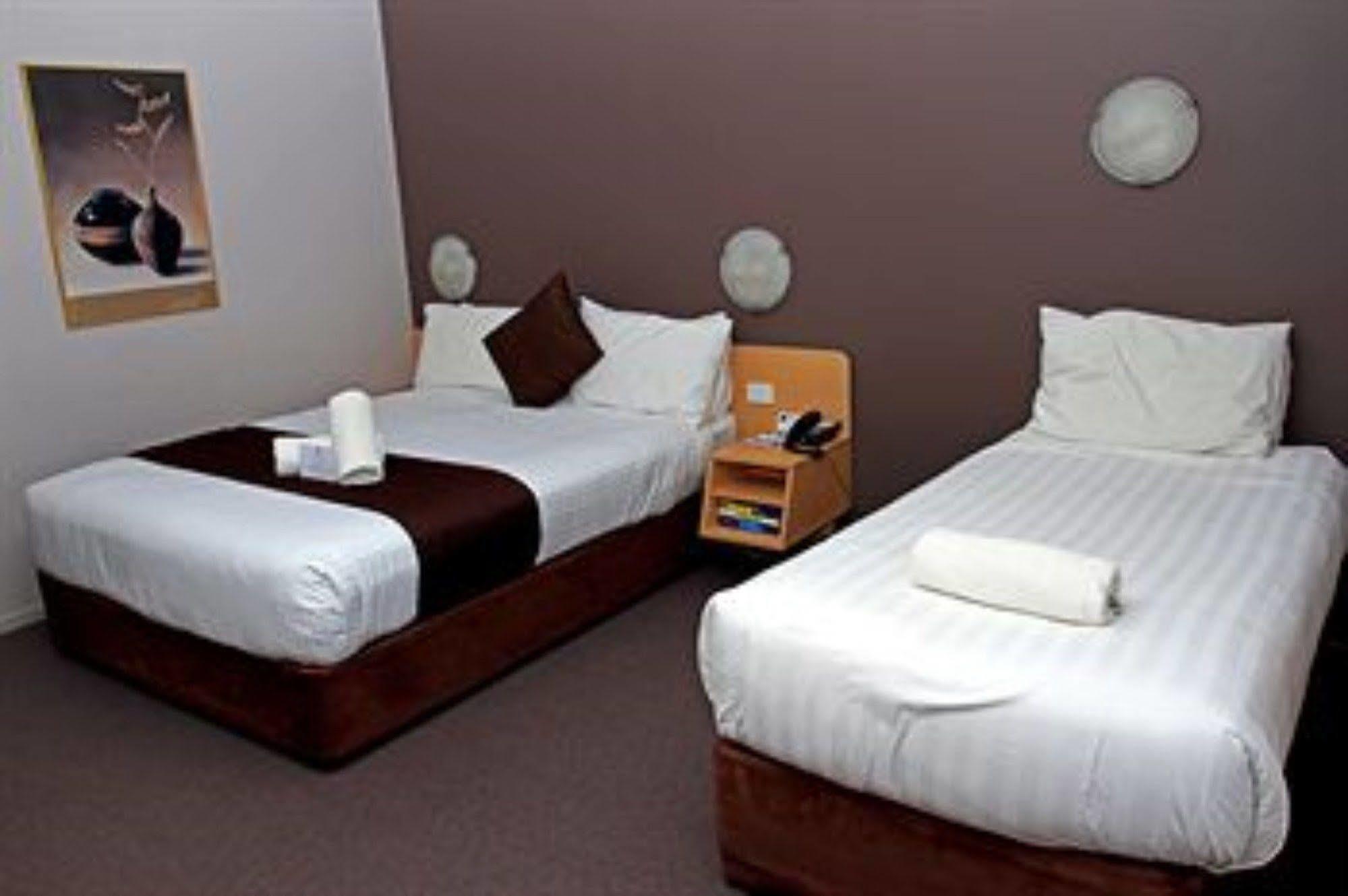 Hospitality Carnarvon, Surestay Collection By Western Motel 3*
