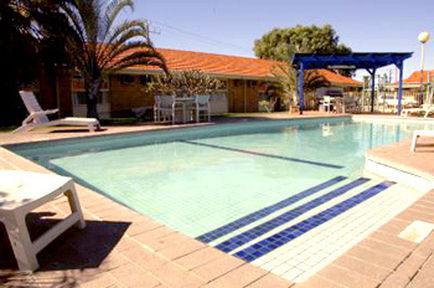 Hospitality Carnarvon, Surestay Collection By Western